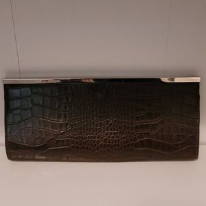 Chinese Laundry Brown Croc Embossed Clutch